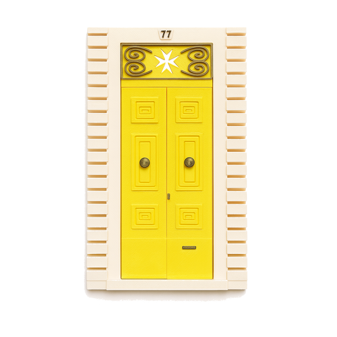 Maltese Door Deco